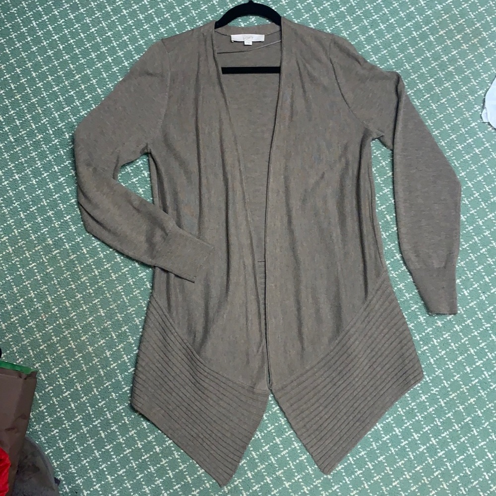 Loft M brown sweater